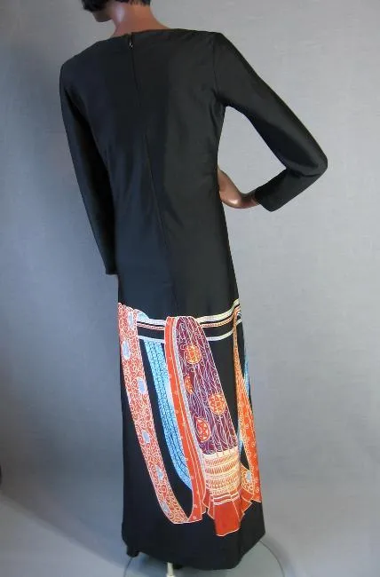 Women's 70s Maxi Dress Graphic Novelty Border Print Vintage Tori Richard Small VFG